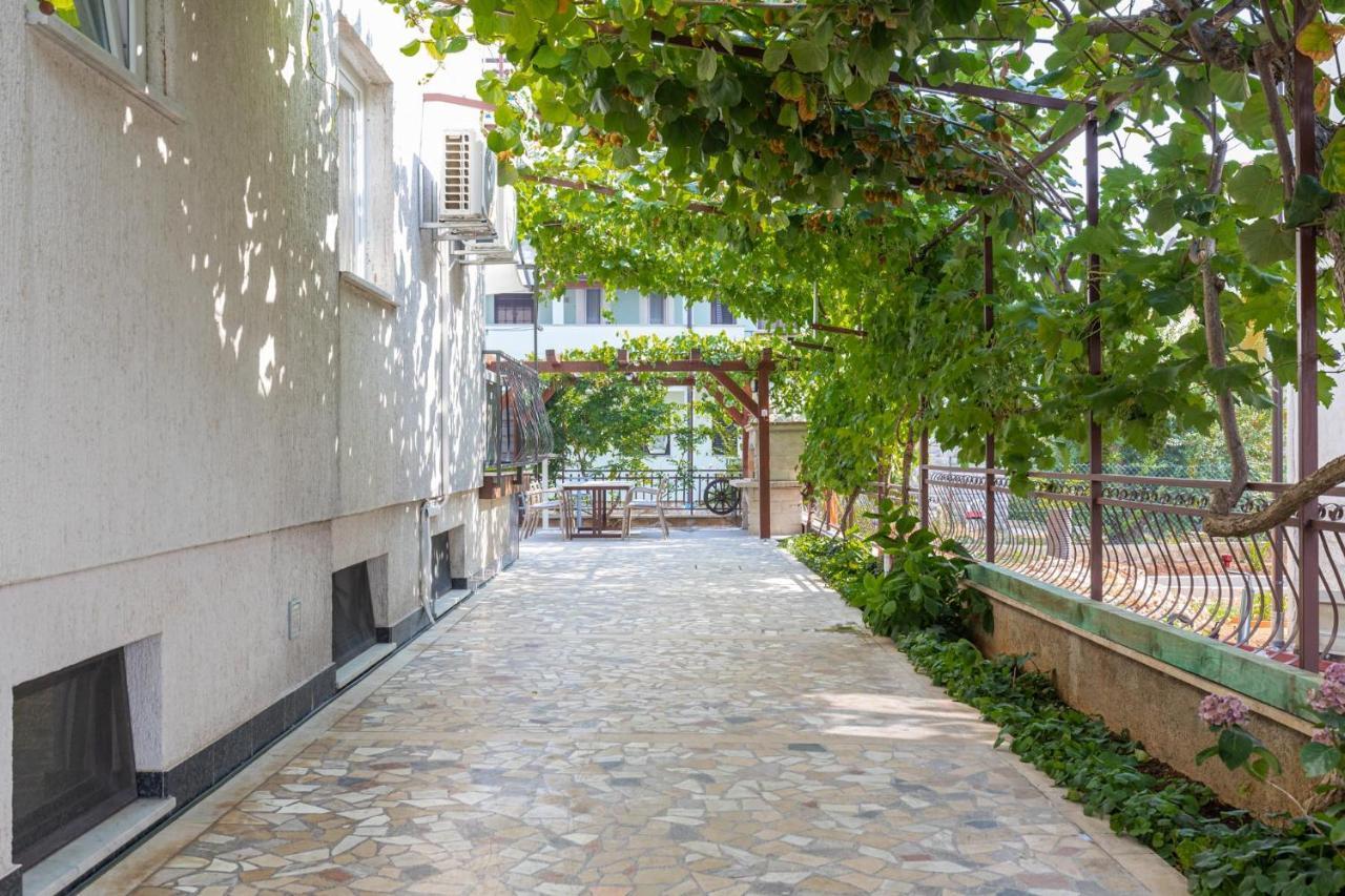 Cukerina Apartment With Whirpool & Sauna Porec Bagian luar foto