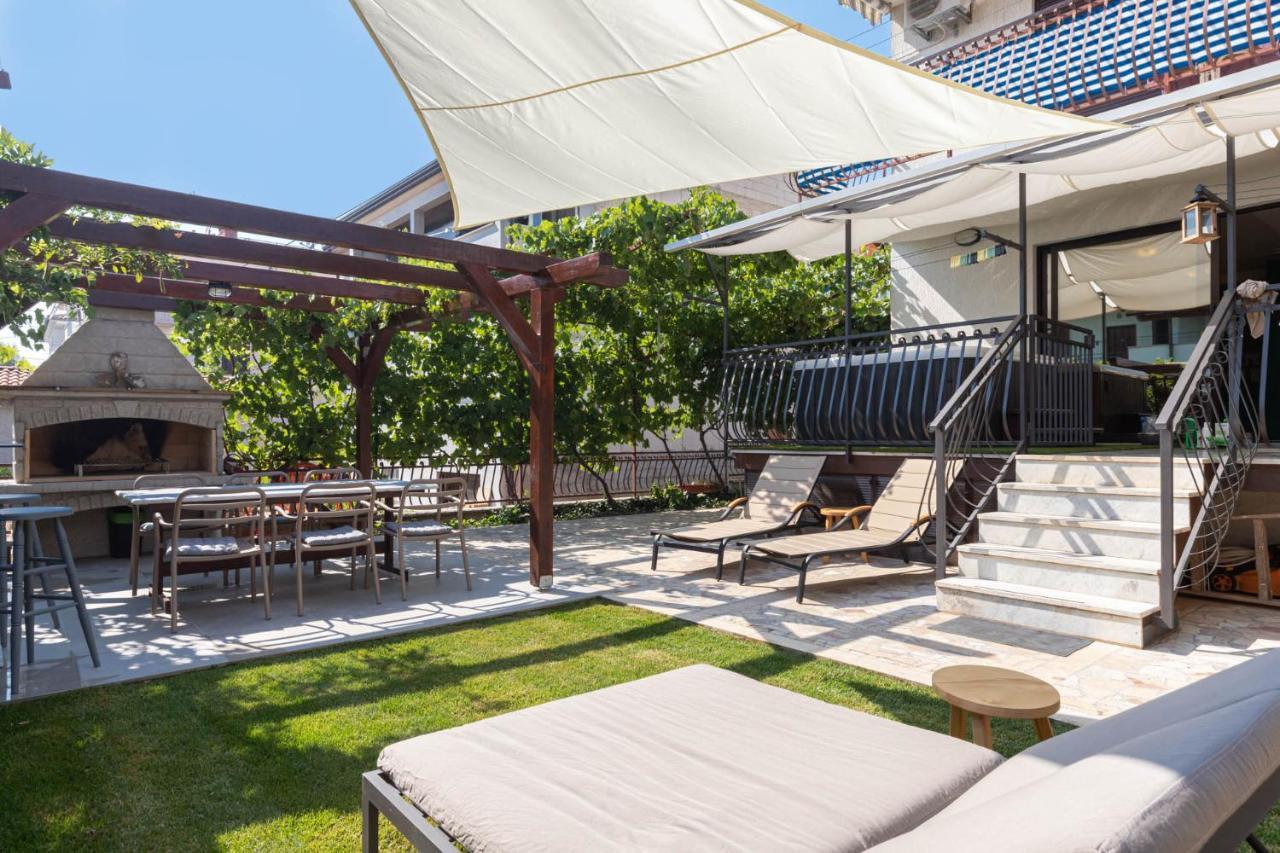 Cukerina Apartment With Whirpool & Sauna Porec Bagian luar foto