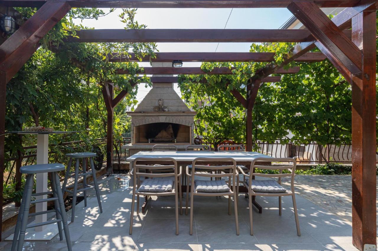 Cukerina Apartment With Whirpool & Sauna Porec Bagian luar foto
